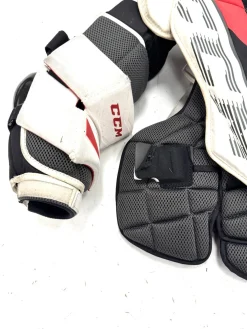 Used CCM EXTREME FLEX 5.9 Inter Body Armor SM