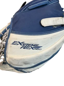 Used CCM EXTREME FLEX 860 Senior Goalie Catcher None