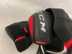 Used CCM JETSPEED FT4 Junior Shoulder Pads White/Black/Red SM