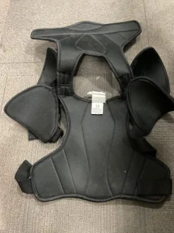 Used CCM LTP Intermediate Shoulder Pads SM