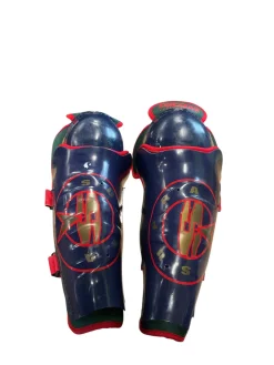 Used CCM SUPRA Senior Shin Guards None 18