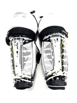 Used CCM TACKS 9060 Junior Shin Guards White 11"