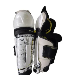 Used CCM TACKS 9060 SENIOR SHIN GUARDS Senior Shin Guards White 15"