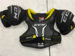 Used CCM TACKS 9550 Youth Shoulder Pads Black And Yellow SM