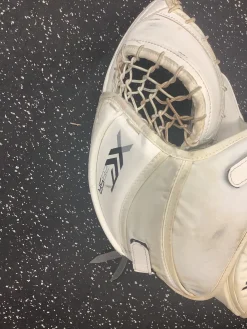 Used CCM XT28 Senior Goalie Catcher White