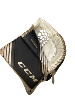 Used CCM YTFLEX 2 Youth Goalie Catcher White