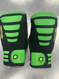 Used Century BRAVE YOUTH GLOVES Heavy Bag Gloves Black XS