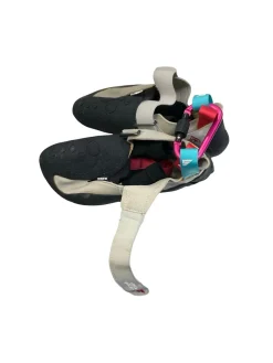 Used Climbing Shoes Senior 5.5