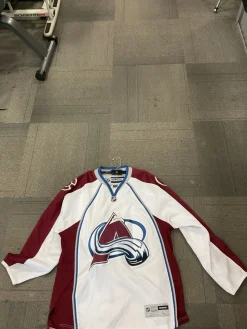 Used COLORADO AVALANCHE NHL JERSEY Hockey Tops Senior White LG