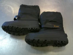 Used Columbia Snow/Hunt/Hike Boots Y Black Junior 04
