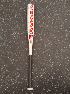 Used Combat MAXUM BB/SB USSSA 2 3/4 Bat 30