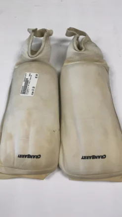 Used Cranbarry FH Shin Guards None 13"