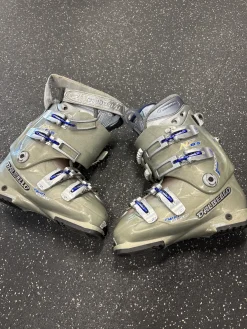 Used Dalbello CUSTOM NX 8.5 Womens DH Ski Boot Grey 240 MP - J06 - W07