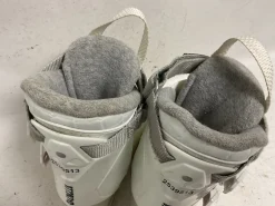 Used Dalbello GAIA 4 Girls DH Ski Boot White 225 MP - J04.5 - W5.5
