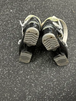Used Dalbello RAYA Womens DH Ski Boot Black 225 MP - J04.5 - W5.5