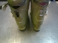 Used Dalbello VANTAGE Womens DH Ski Boot White 260 MP - M08 - W09