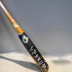 Used Demarini VEXXUM BB/SB High School -3 Bat 32"
