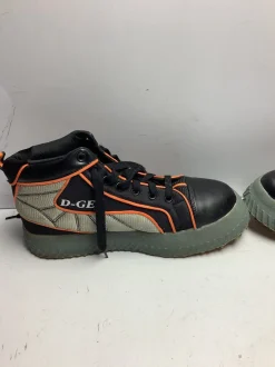 Used D-Gel Broomball/Curling Shoes Senior 13