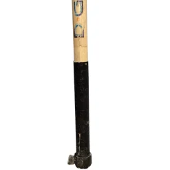 Used D-Gel HERITAGE R Broomball Stick
