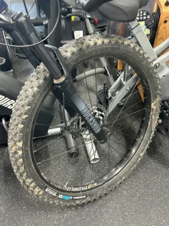 Used Diamondback SYNCR Mountain Bike Mens Navy Blue 43-47cm - 17-18