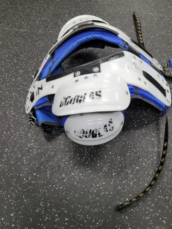 Used Douglas Z-25 FB Shoulder Pads White SM