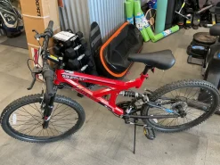 Used Dynacraft GAUNTLET Mountain Bike Boys Red 24"