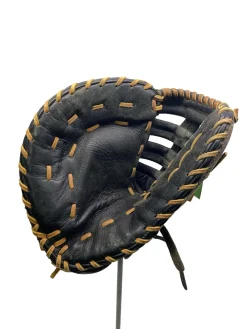 Used Easton BLACK MAGIC BB/SB First Base LH Throw Brown 13