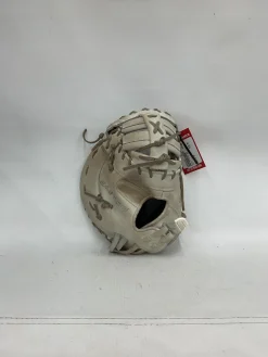 Used Easton PCFP13-10W BB/SB First Base RH Throw White 13"