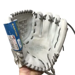 Used Easton PROFESSIONAL COLLECTION NEVER USED RH Throw Fastpitch Gloves Grey 12