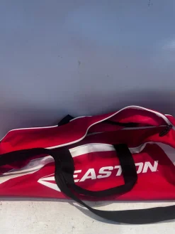 Used Easton RED BAT BAG BB/SB Player Carry Bag Red