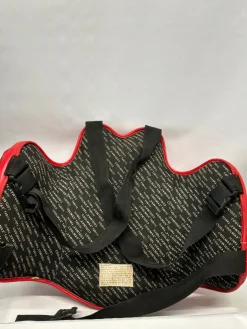 Used Everlast Boxing Pads Black And Red