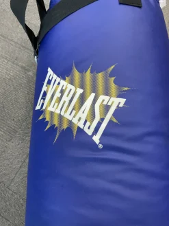 Used Everlast EVERLAST Boxing Heavy Bag Navy Blue 50 lb