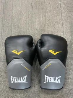 Used Everlast EVERSHIELD Boxing Gloves Black Senior