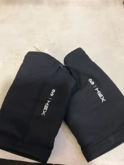 Used FB Knee Pads LG