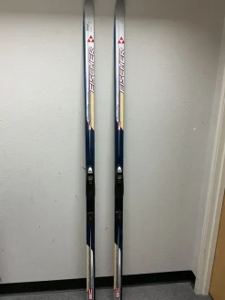 Used Fischer BC COUNTRY CROWN Mens XC Ski/Binding 200 cm