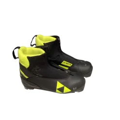 Used Fischer Boys NNN XC Ski Boots Black JR-02