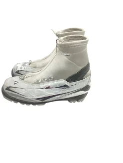 Used Fischer Boys NNN XC Ski Boots Grey W 05-05.5 / JR 03.5-04
