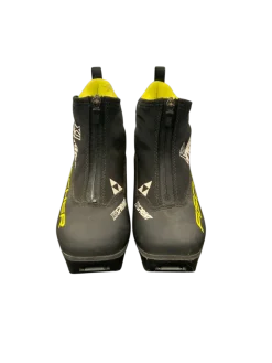 Used Fischer Boys NNN XC Ski Boots Black JR-02