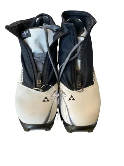 Used Fischer Mens NNN XC Ski Boots White M 07-07.5 / W 08-08.5