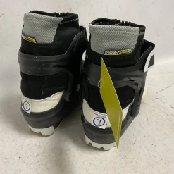 Used Fischer MY STYLE COUNTROL Mens NNN XC Ski Boots Black M 07-07.5 / W 08-08.5
