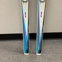 Used Fischer MY STYLE DESIRE 164 cm Girls' Cross Country Ski Combo
