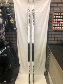Used Fischer SC CLASSIC Mens XC Skis Only White 197 cm
