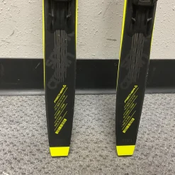 Used Fischer SPRINT CROWN Boys XC Ski/Binding Black And Optic Yellow 110 cm