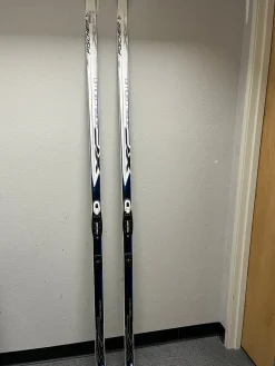 Used Fischer XC RIDGE CROWN Mens XC Ski/Binding White/Black/Royal 210 cm