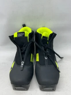 Used Fischer XJ SPRINT Boys NNN XC Ski Boots Black W 05-05.5 / JR 03.5-04