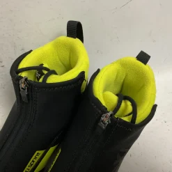 Used Fischer XJ SPRINT Boys NNN XC Ski Boots Black W 05-05.5 / JR 03.5-04