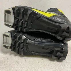 Used Fischer XJ SPRINT Boys NNN XC Ski Boots Black W 05-05.5 / JR 03.5-04