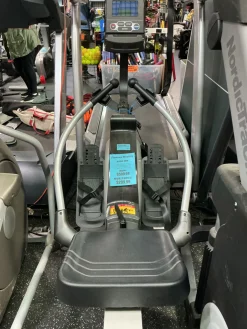 Used Fitness Reality 4000 MR Rowing Machine