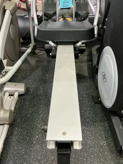 Used Fitness Reality 4000 MR Rowing Machine