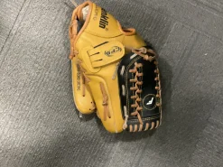 Used Franklin FIELD MASTER BB/SB Glove RH Throw Beige 12"